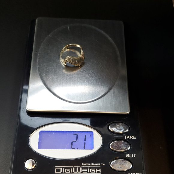 Size 4 925 Sterling Silver Rustic Odd Pattern Petite Ring - Picture 6 of 6